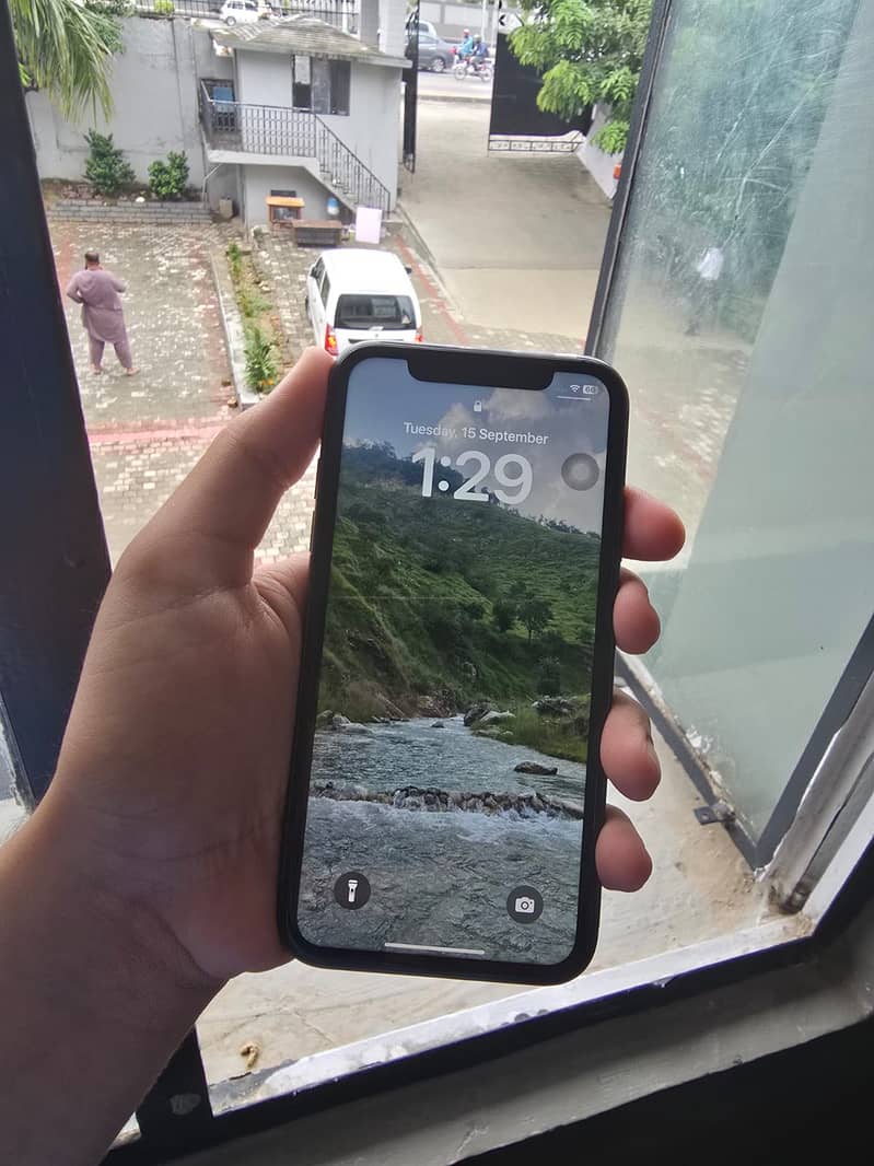 Apple iPhone 11 2
