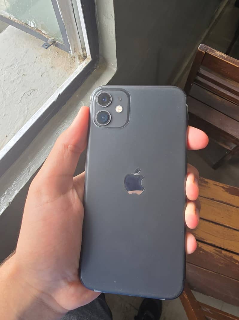Apple iPhone 11 3