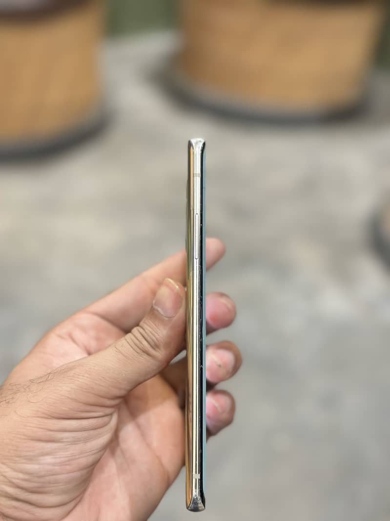 One Plus 8 5