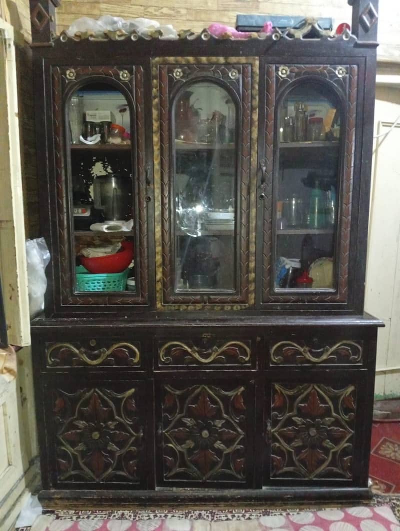 Dressing table 0