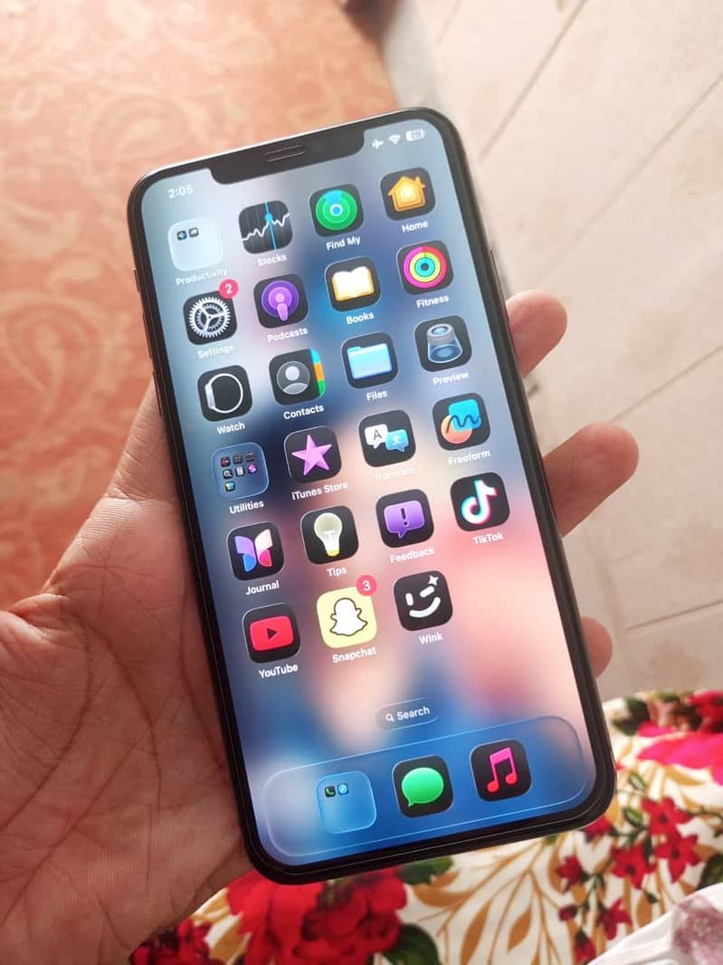 Apple iPhone 11 Pro Max 0