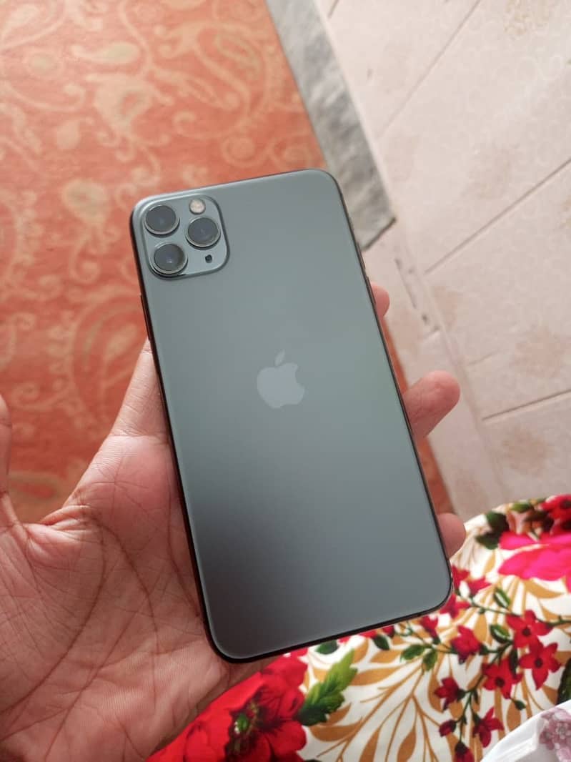 Apple iPhone 11 Pro Max 3