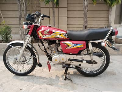 Honda CG 125 2025