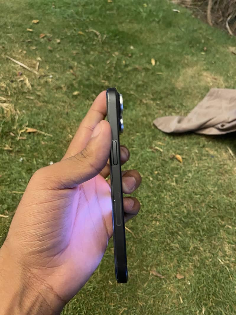 Apple iPhone 15 0