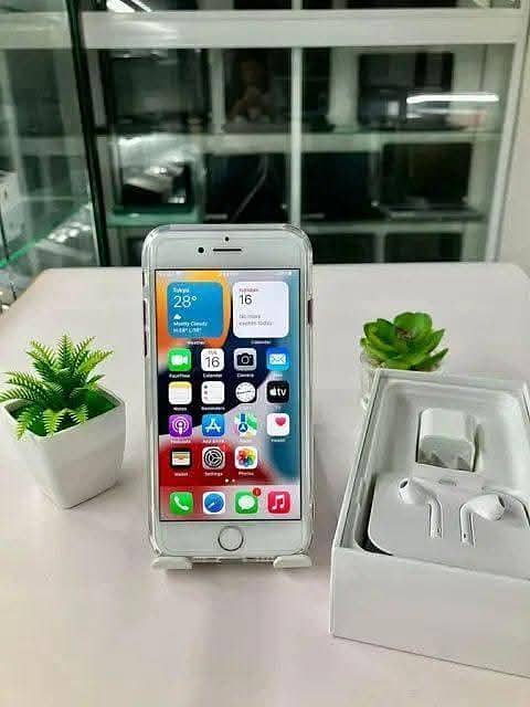 Apple iPhone 7 Plus 0