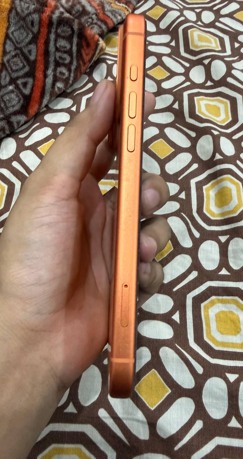 Apple iPhone 17 Pro Max 1