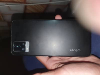 Vivo V20