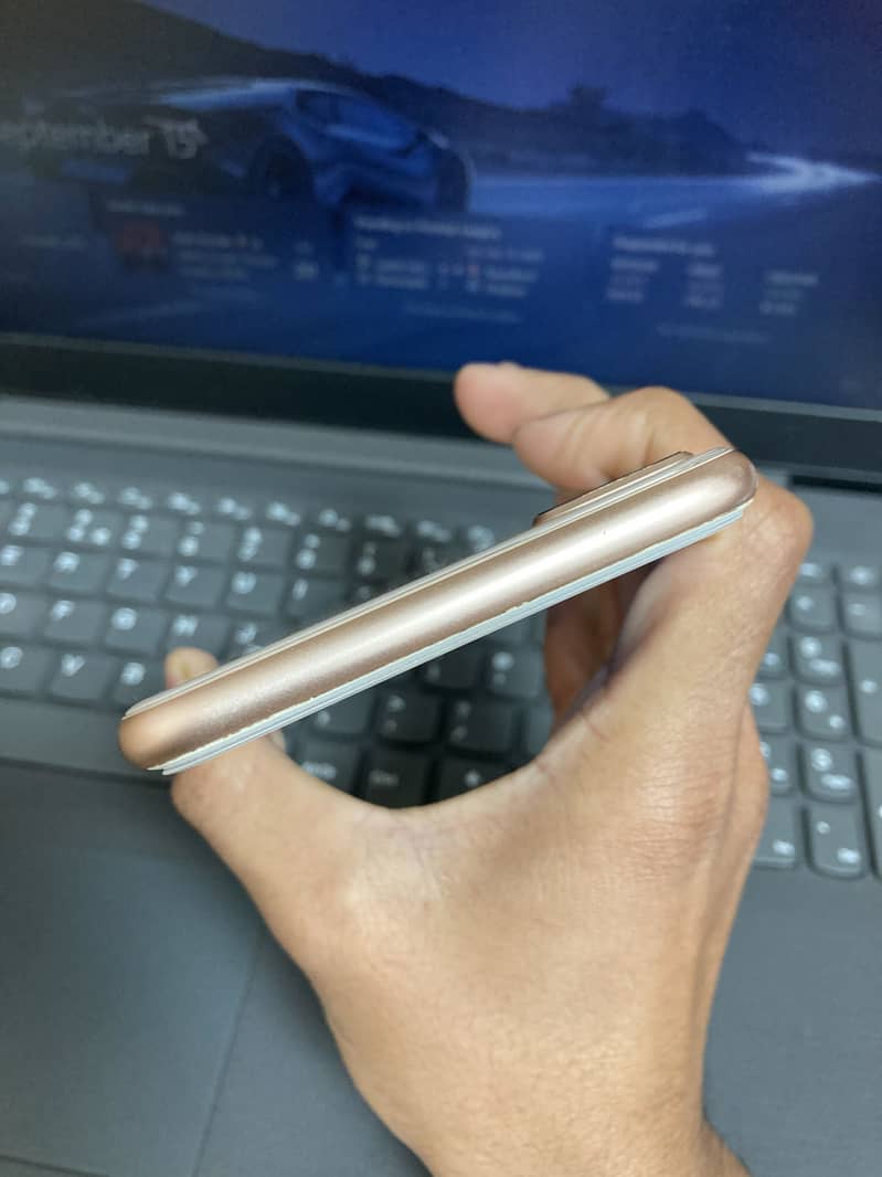 Apple iPhone 8 Plus 6