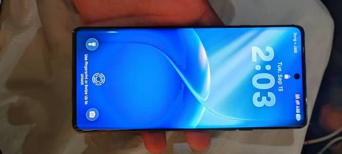 Tecno CAMON 40 Pro complete box