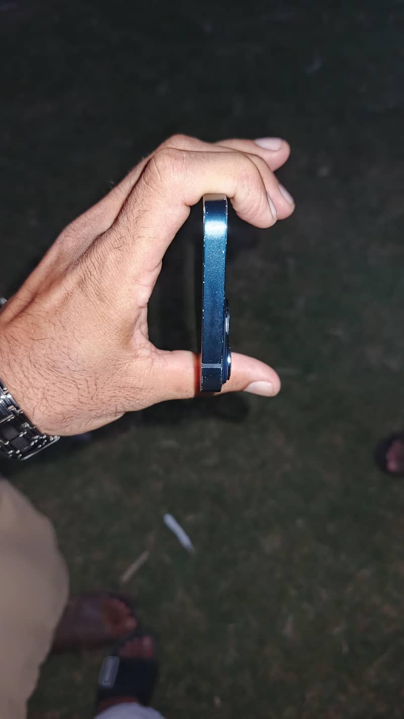 Apple iPhone 14 7