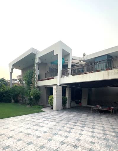 2 Kanal Used Modern Design Most Beautiful 6-Bedroom Bungalow For Sale At Prime Location Of Dha Lahore Near To Park Masjid & Commercial Market .