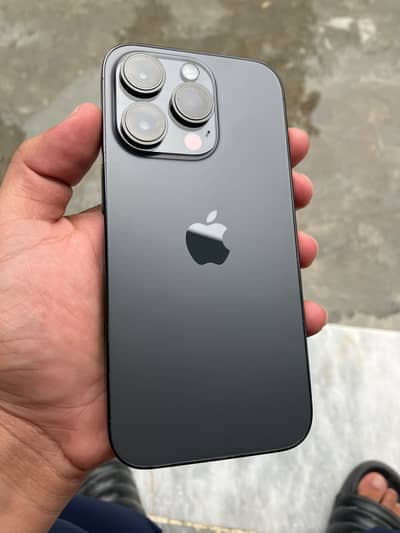 Apple iPhone 14 Pro jv