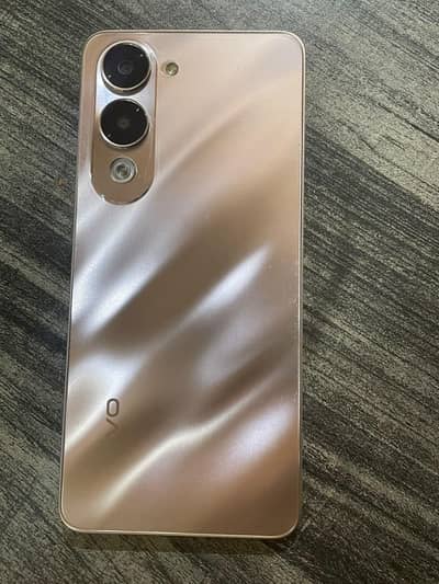 Vivo Y04 4/128 Full ok 10/9 condition Sale or Exchange with edge Phone