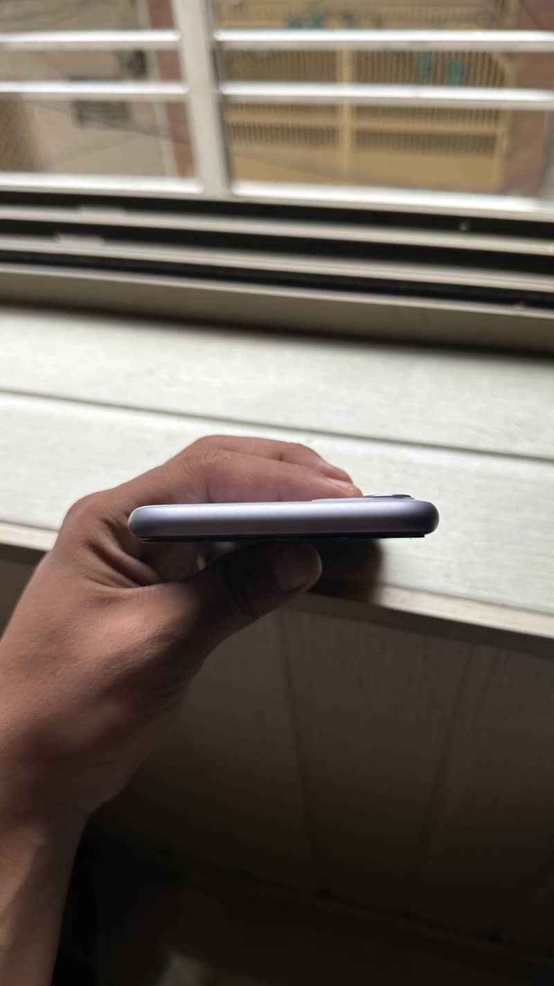 Apple iPhone 11 2