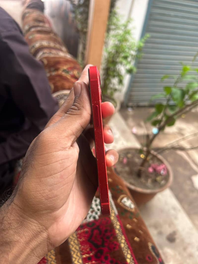 Apple iPhone 12 mini 3