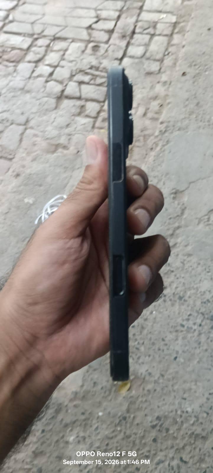 Apple iPhone 16 Pro Max 1