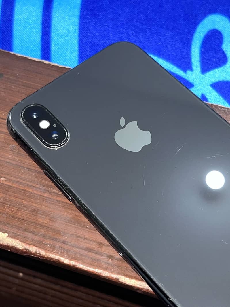 Apple iPhone X 2