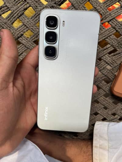 Infinix hot 60 i