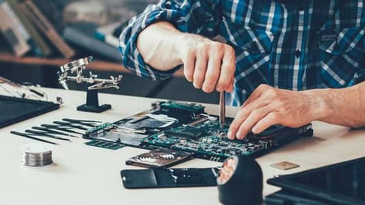 IT Technician Available – Computer & Laptop services