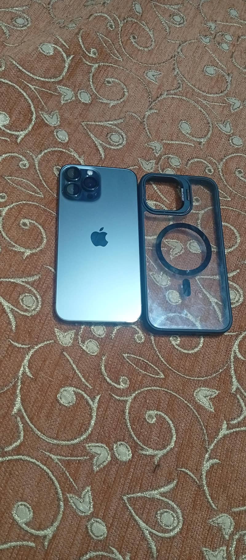 Apple iPhone 13 Pro Max 0