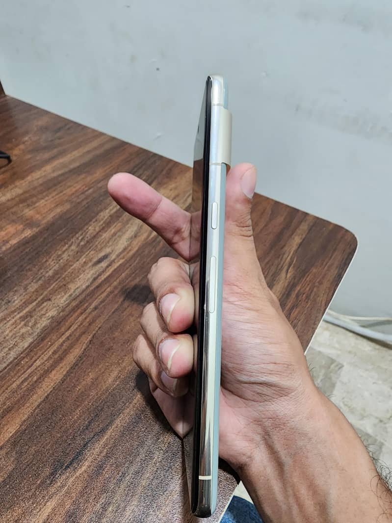 Google Pixel 7 Pro 2