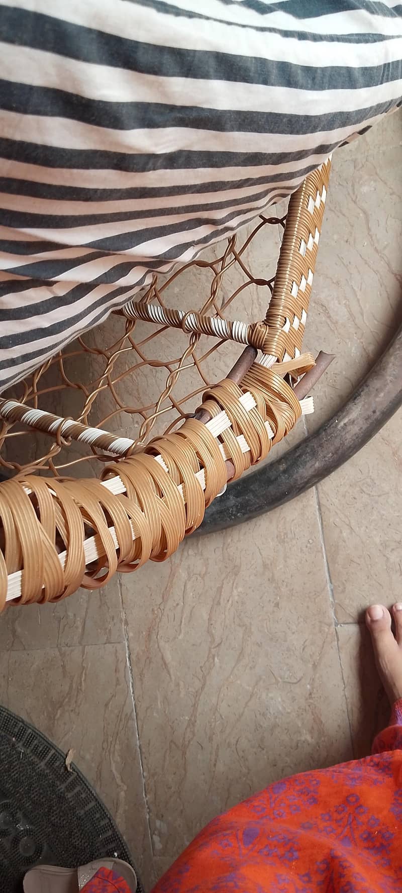 Large swing 1