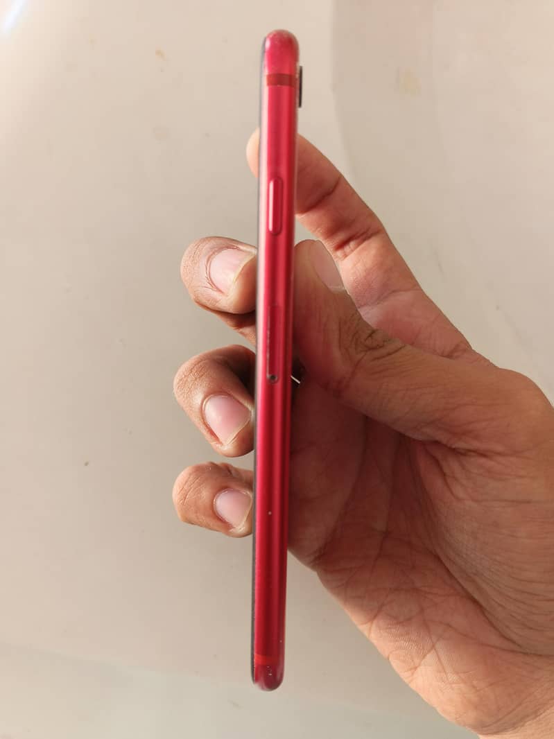 Apple iPhone SE 2 5