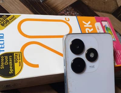 Tecno Spark 20C 10 by 10 condetion argent sell
