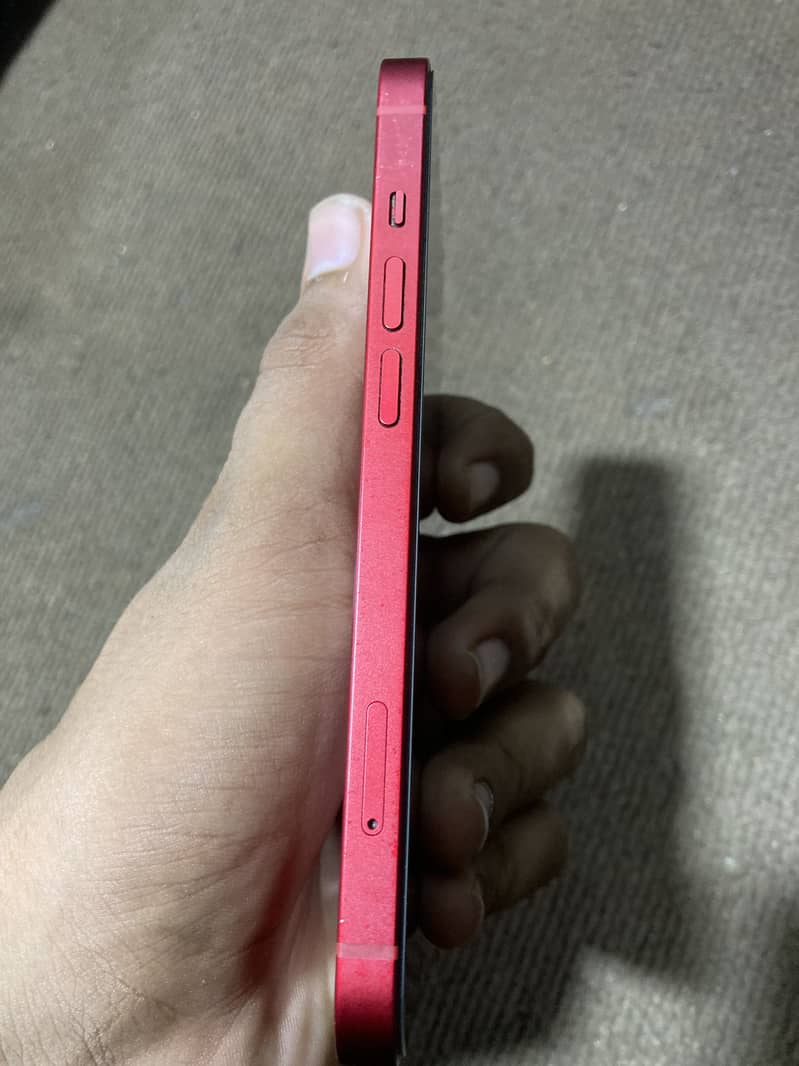 iPhone 13 5