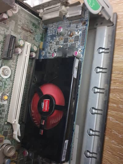 AMD Radeon HD 7570