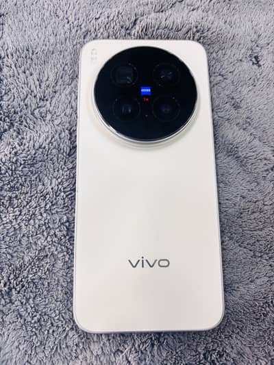 vivo x300 pro pta aproved, brown color with box and x card