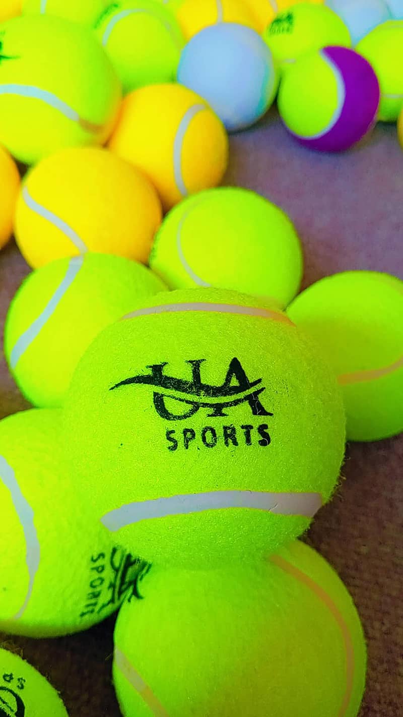 Cricket Balls 4