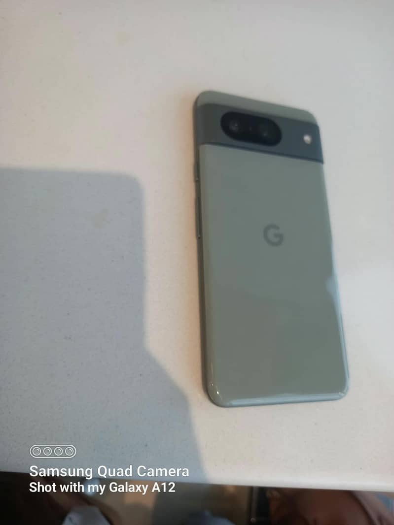 Google Pixel 8 1