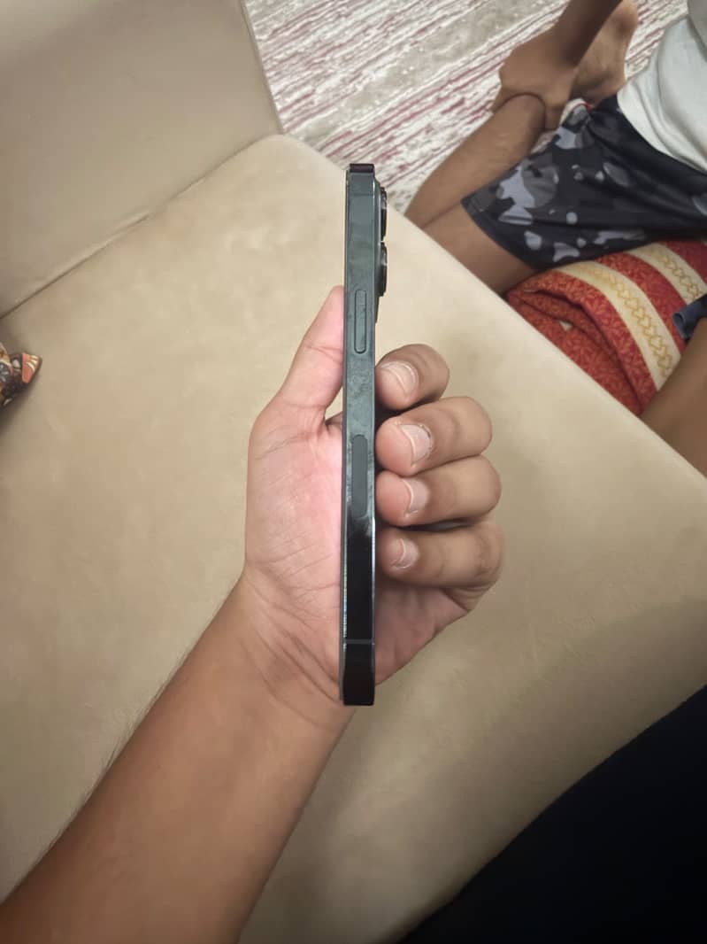 Apple iPhone 13 Pro 5