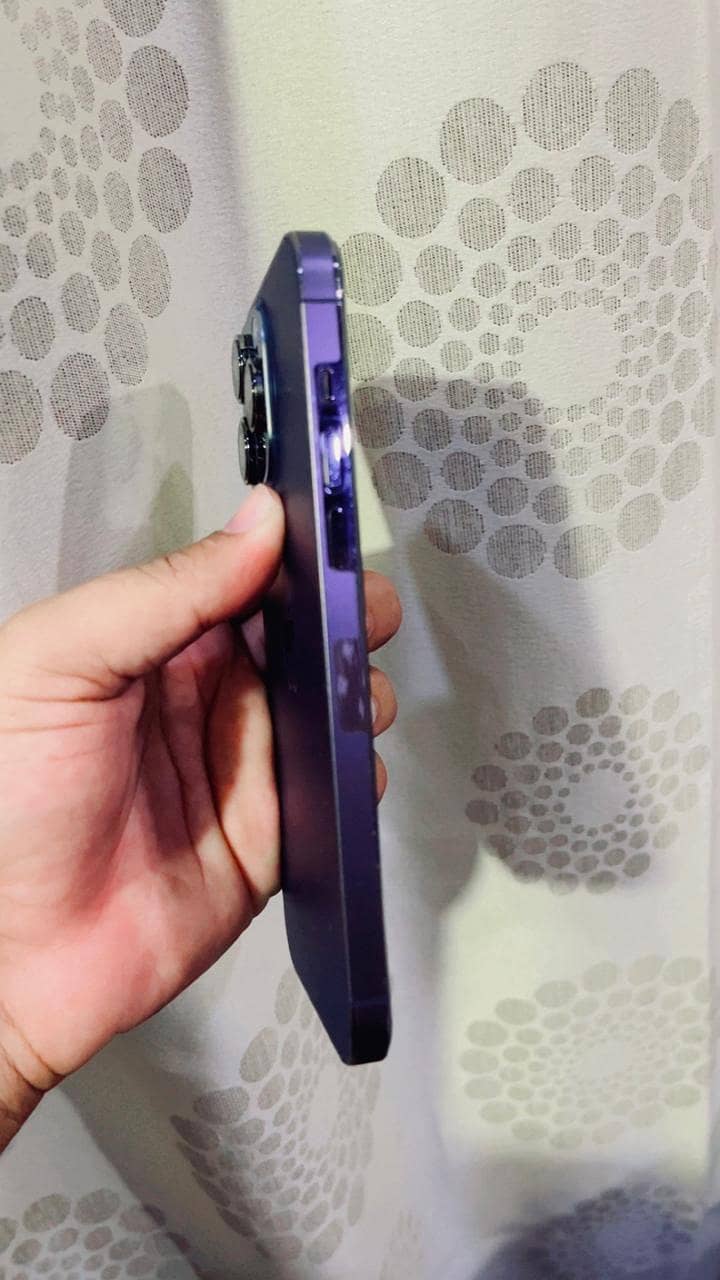 Apple iPhone 14 Pro Max 5