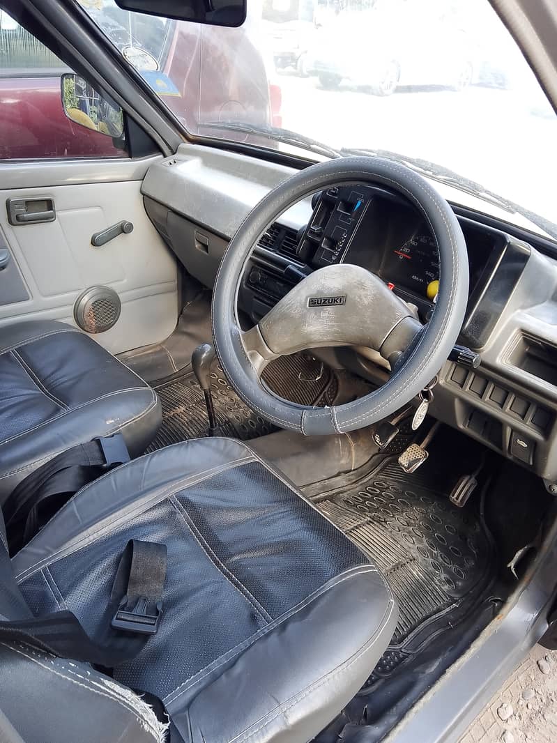 Saloon 5