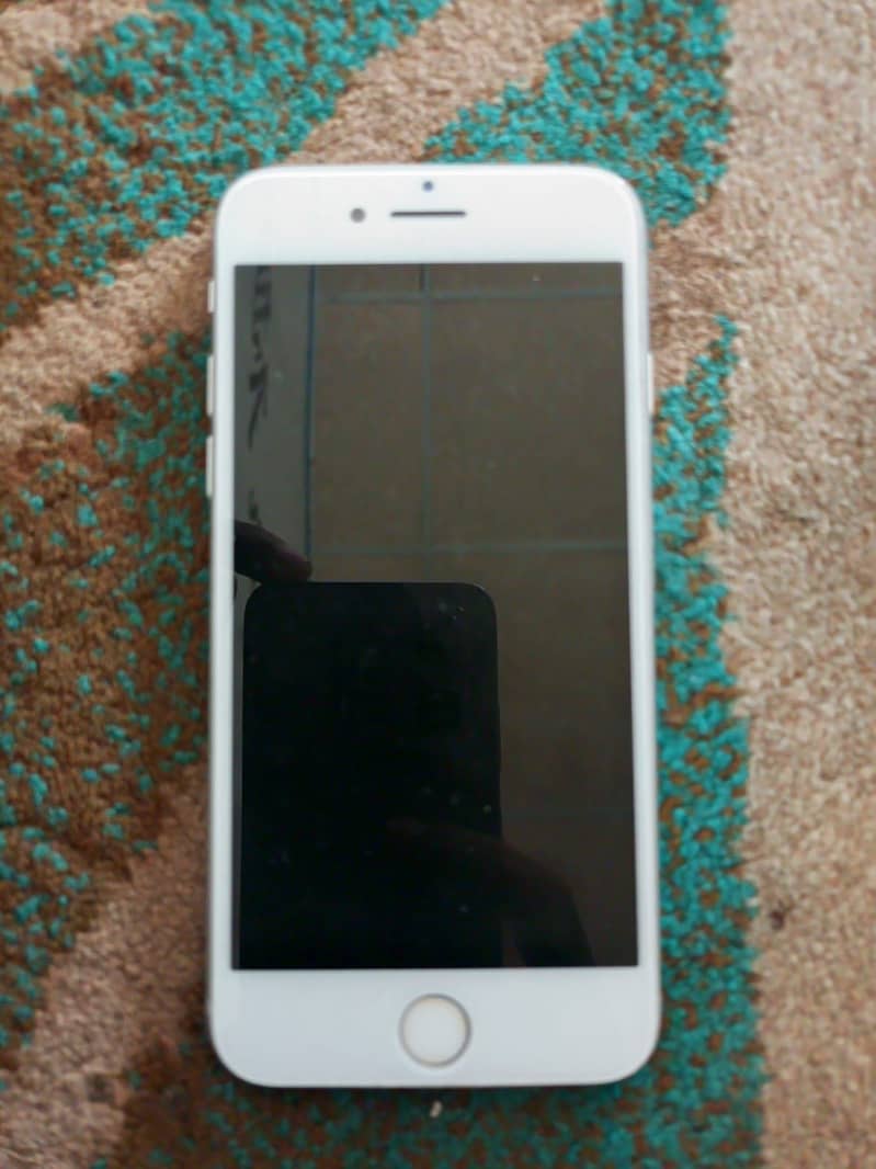 Apple iPhone 7 2