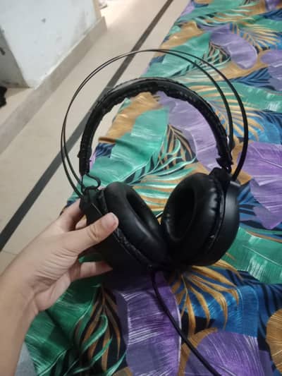 Headphones
