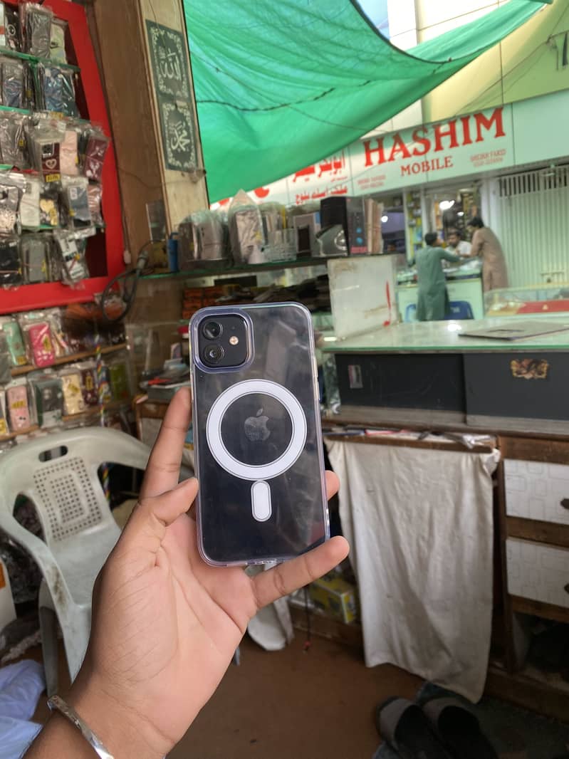 Apple iPhone 12 8
