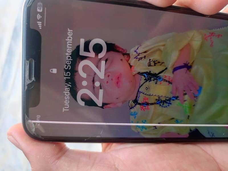 Apple iPhone X 4