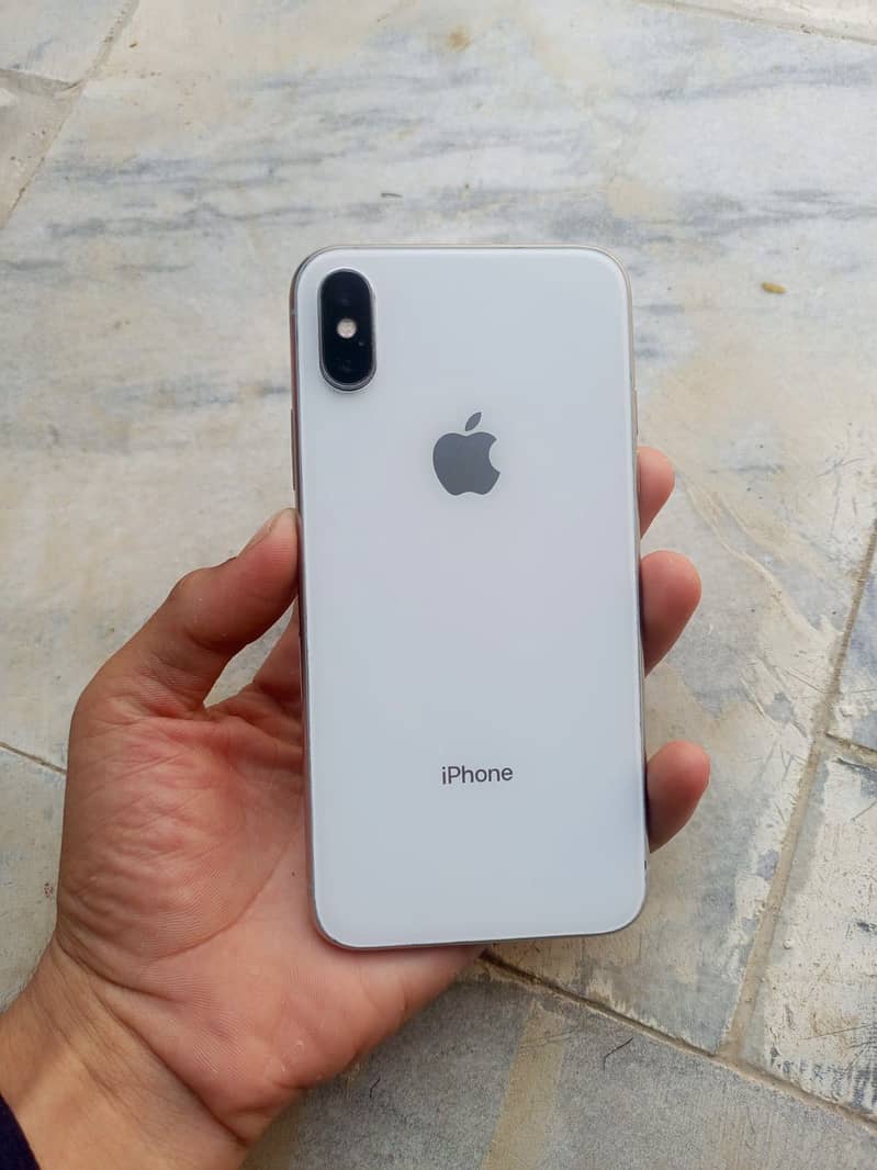 Apple iPhone X 13