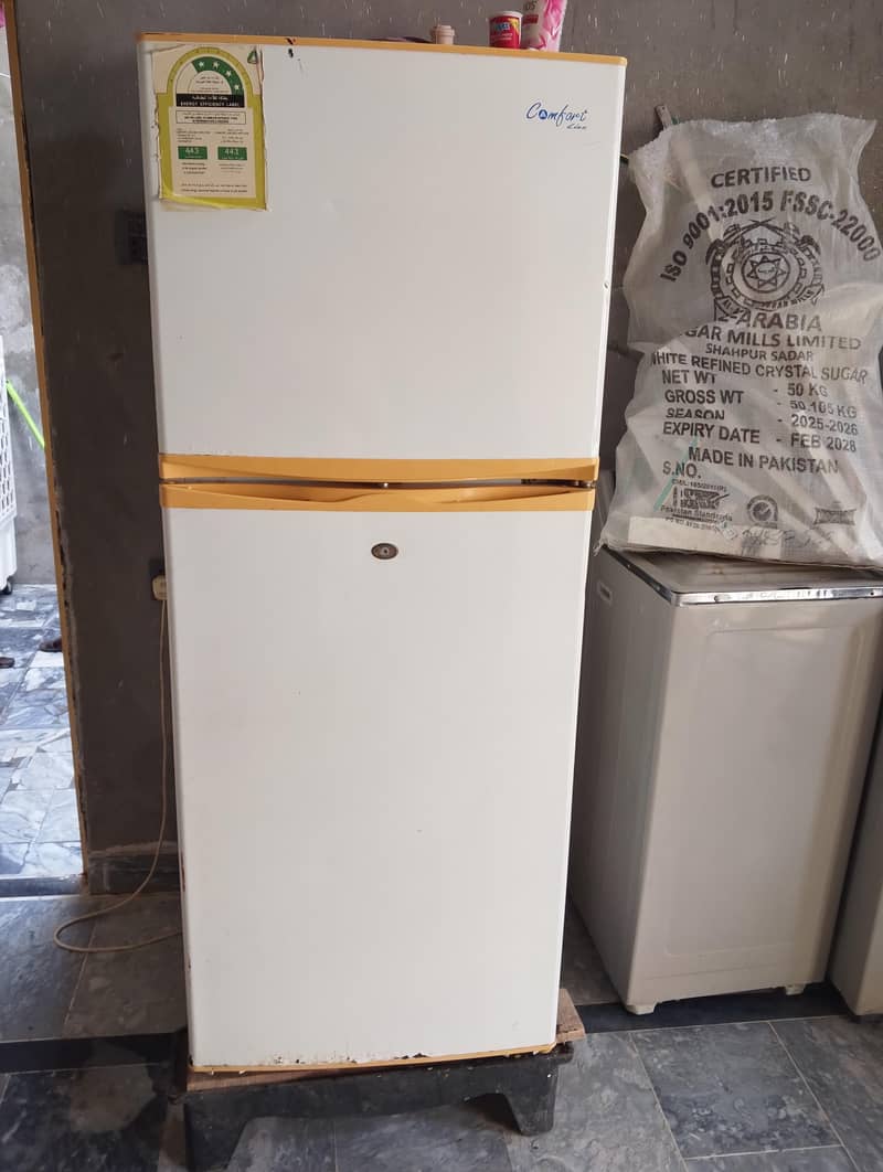 Refrigerator 0