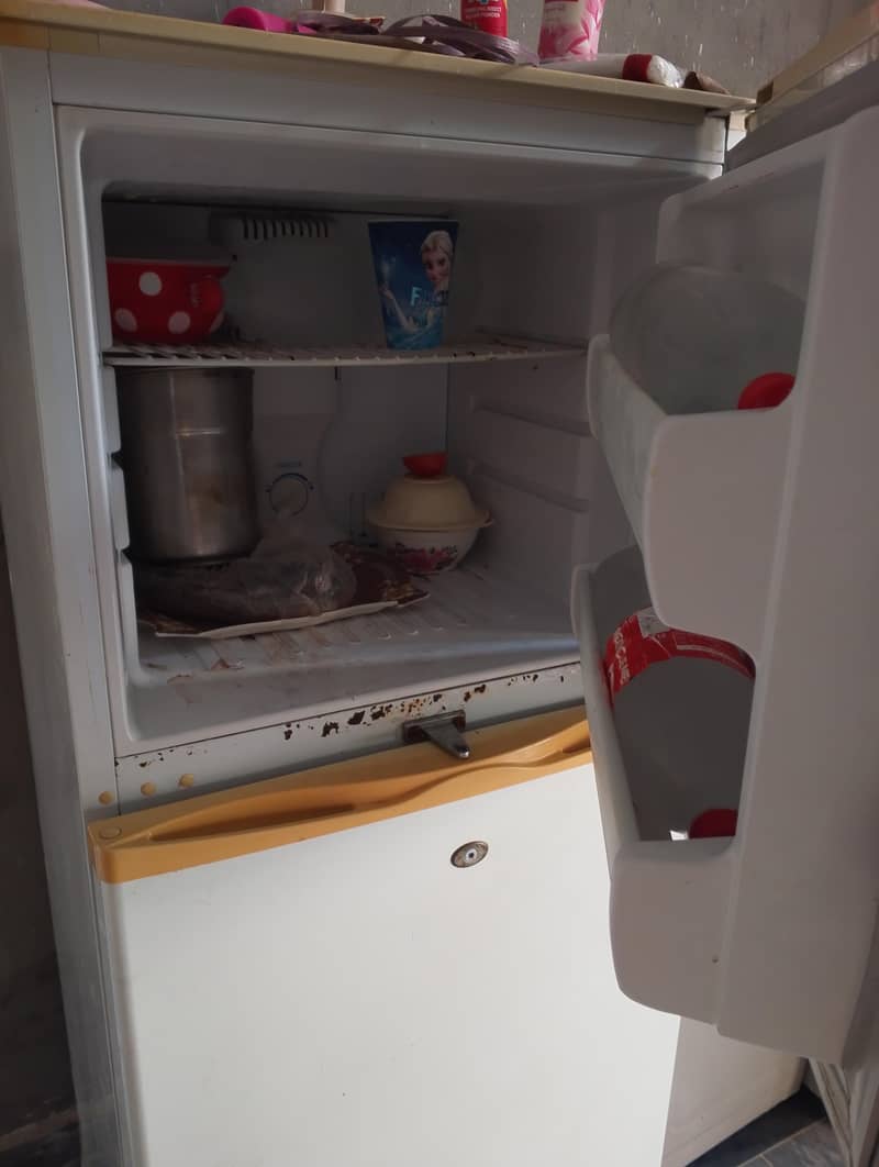 Refrigerator 3