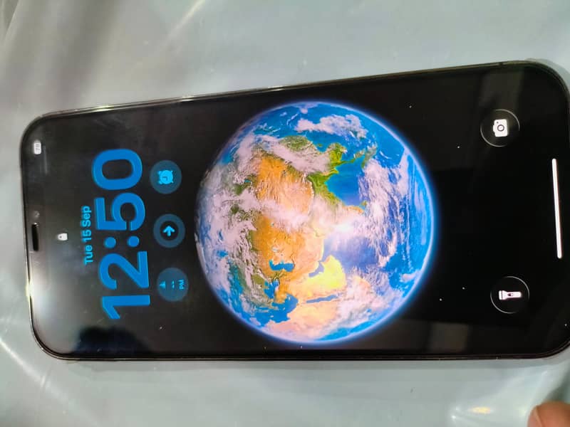 Apple iPhone 12 Pro Max 1