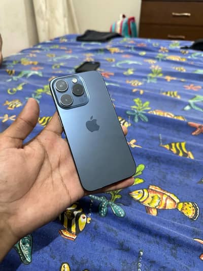 IPHONE 15 PRO . JV . 80 HEALTH.  PANEL CHANGE
