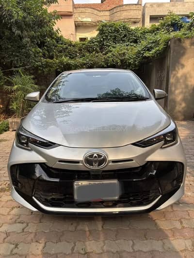 Toyota Yaris Sedan GLI CVT 1.3 2025