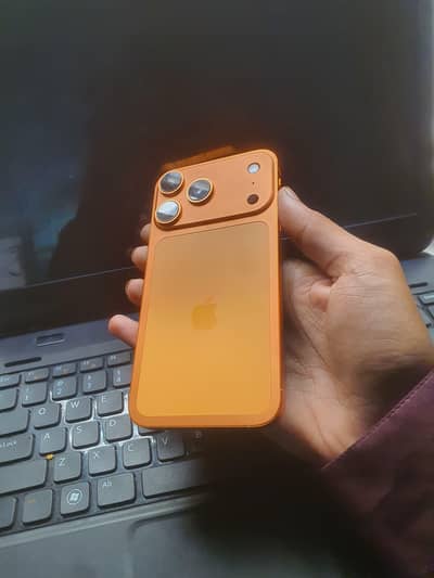 I phone Xr converted 17 pro 64gb Jv health 85% 10/10 Condition all oky