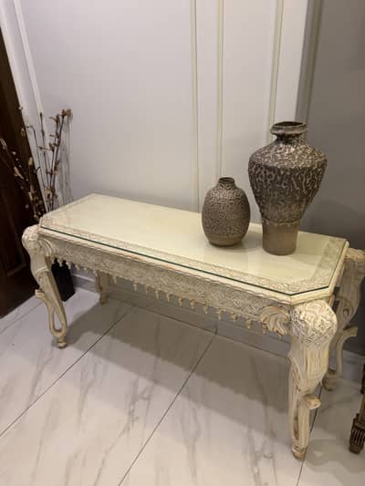Beautiful shisham wood console