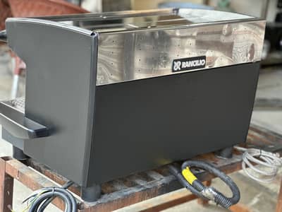 Rancilio classe 6 coffee machine