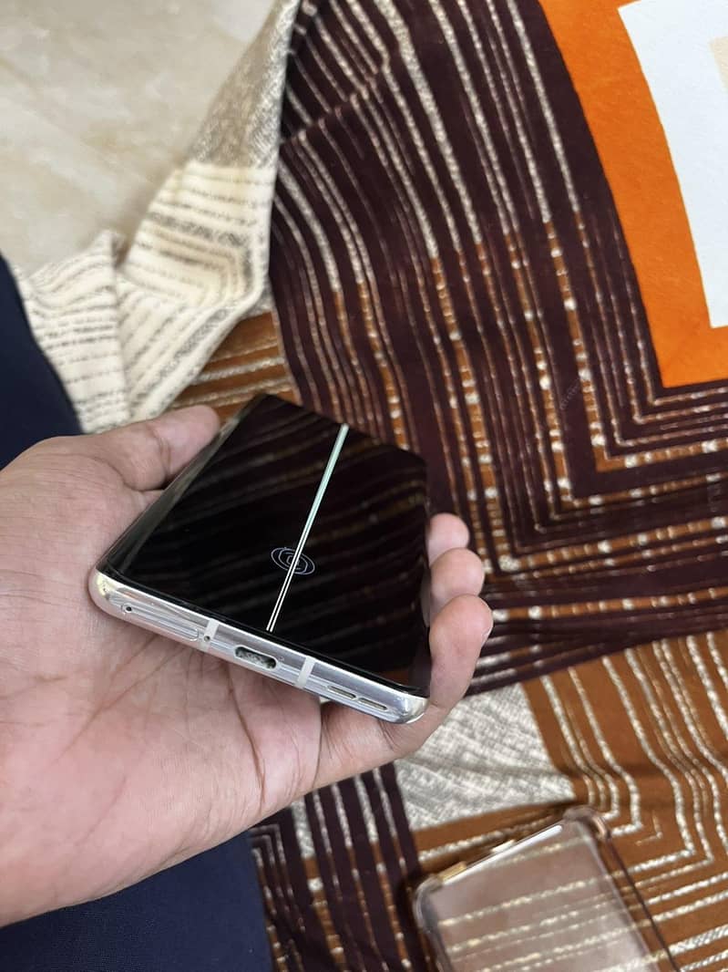 One Plus 8 5